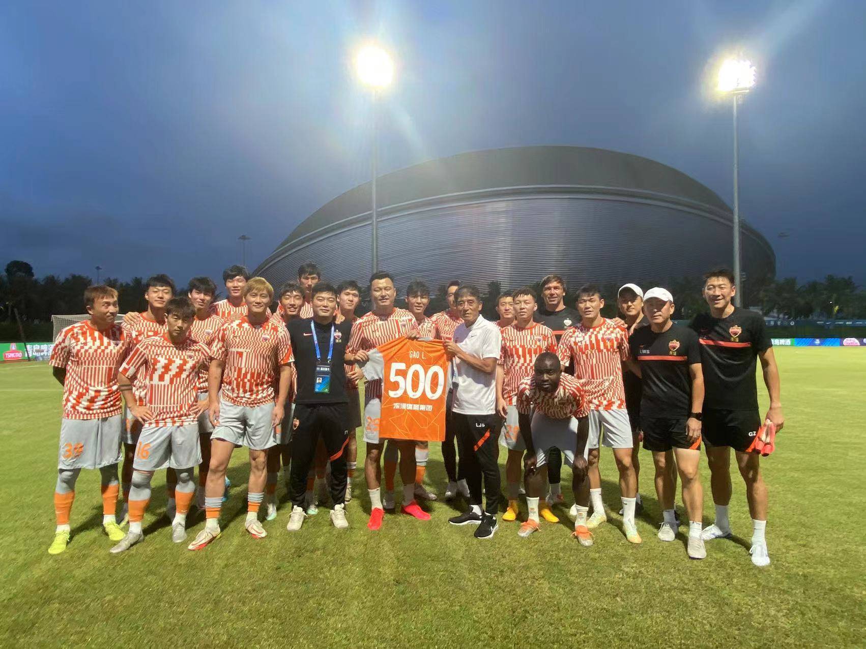 里程碑夜金州勇士调整名单；中超赛后刷纪录；更衣室稳定；更衣室氛围转暖的简单介绍