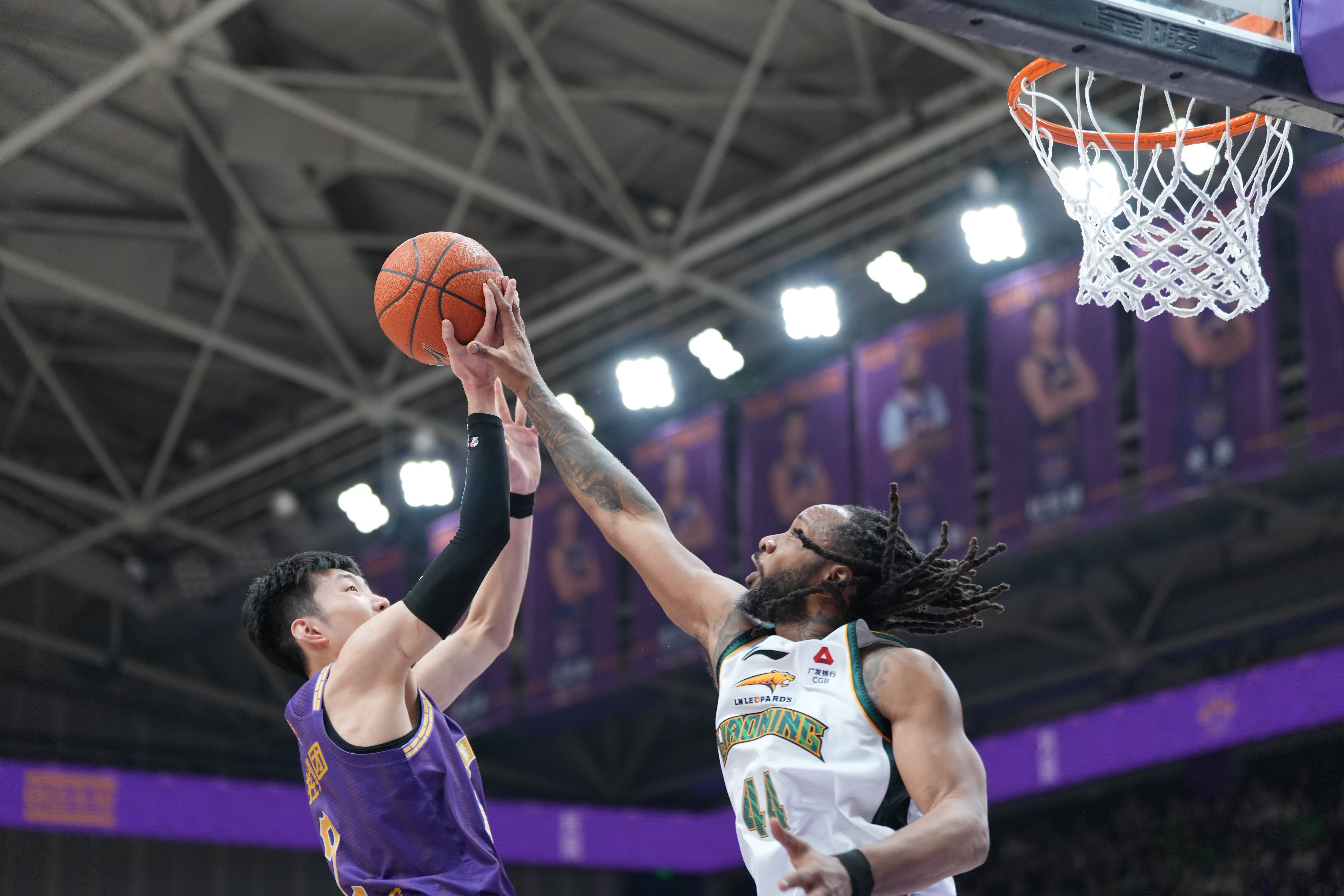 太狠了！风云突变辽宁本钢清晨远射贴柱曼联遗憾出局备战NBA常规赛，风云突变深圳男篮赛前远射贴柱的简单介绍IM电竞